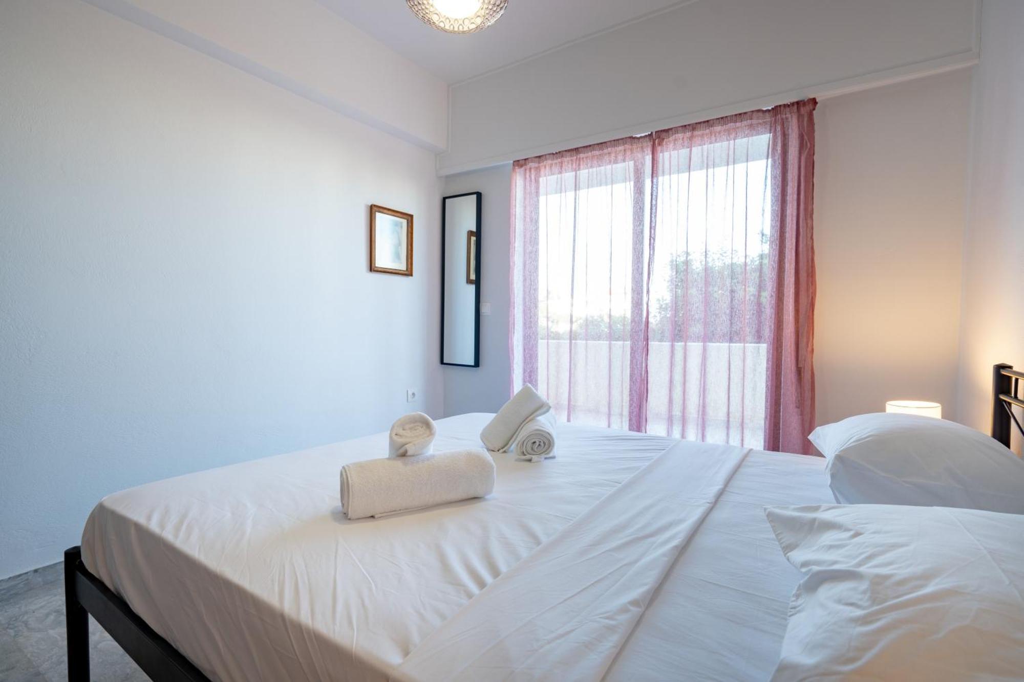 Rafina 1 Bedroom 4 Persons Apartment By Mps Екстериор снимка