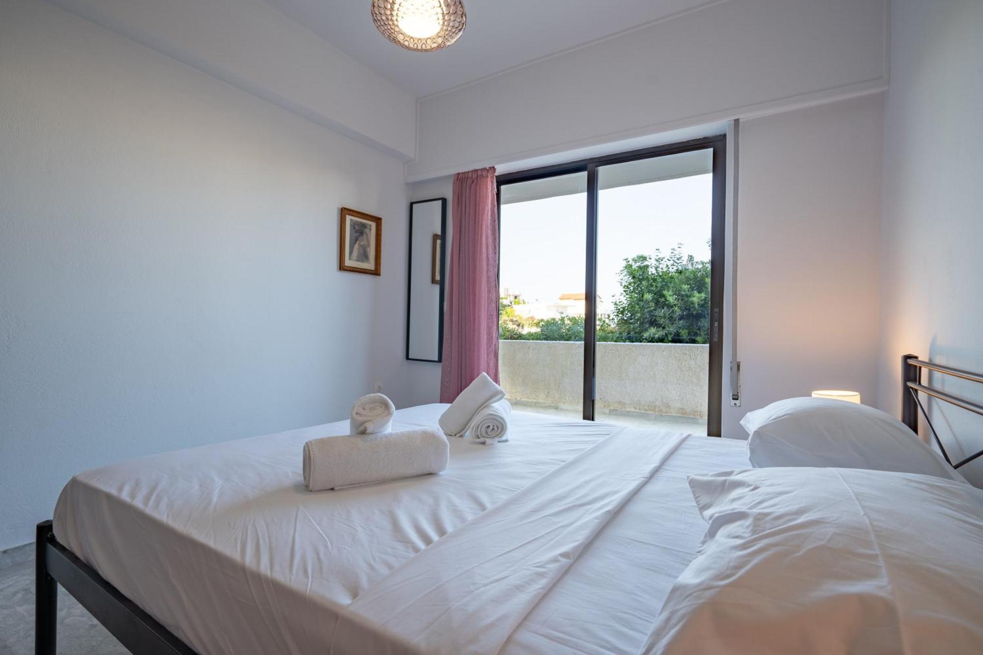 Rafina 1 Bedroom 4 Persons Apartment By Mps Екстериор снимка